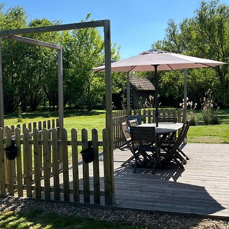 La Tour De La Conterie Bed & Breakfast Beaumont-Village Luaran gambar