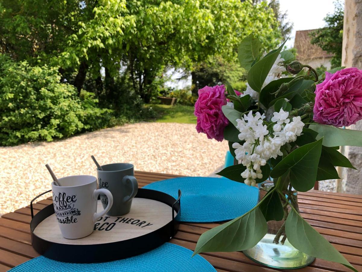 La Tour De La Conterie Bed & Breakfast Beaumont-Village Luaran gambar