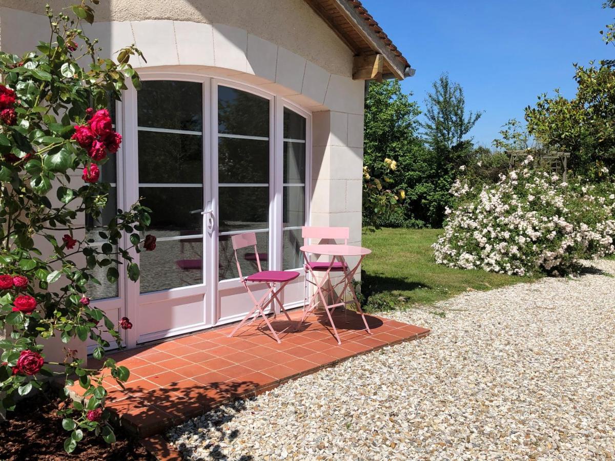 La Tour De La Conterie Bed & Breakfast Beaumont-Village Luaran gambar