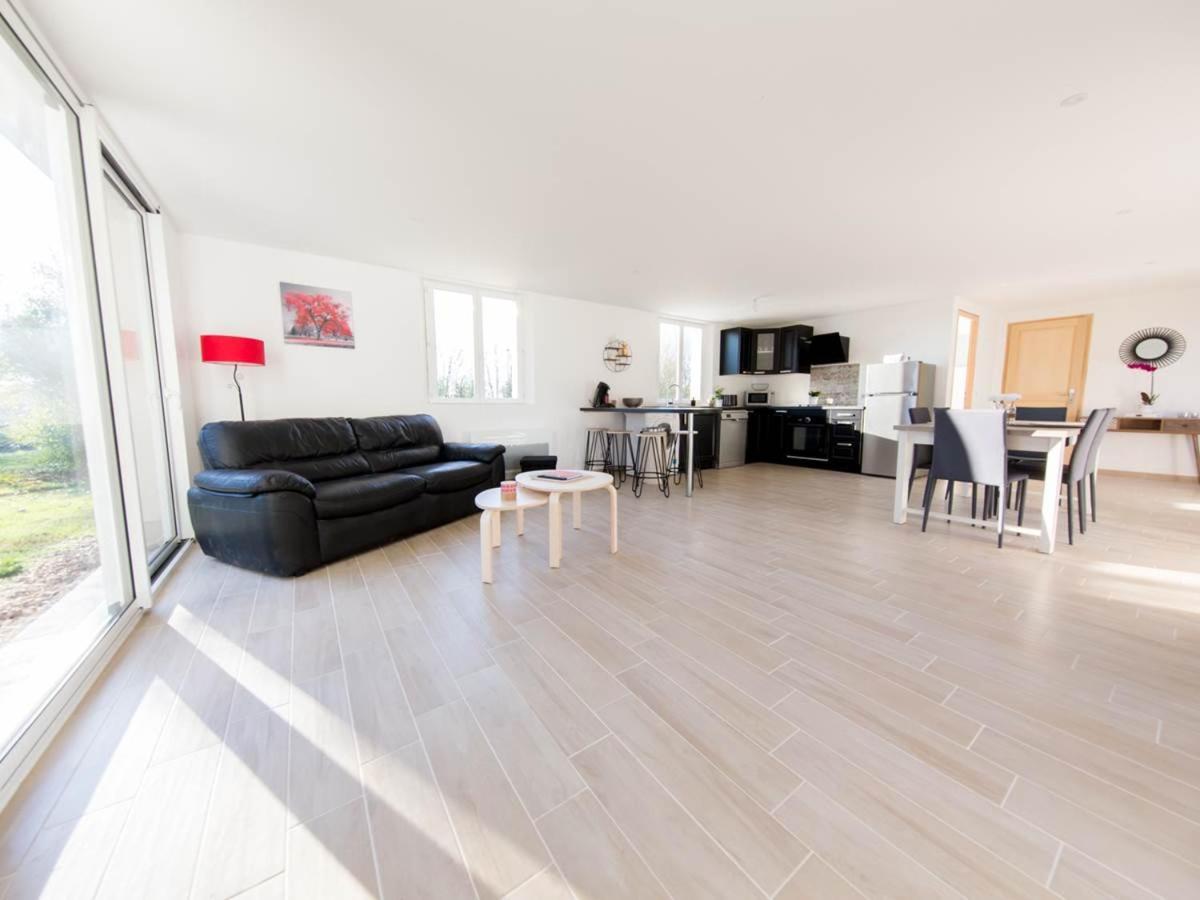 La Tour De La Conterie Bed & Breakfast Beaumont-Village Luaran gambar