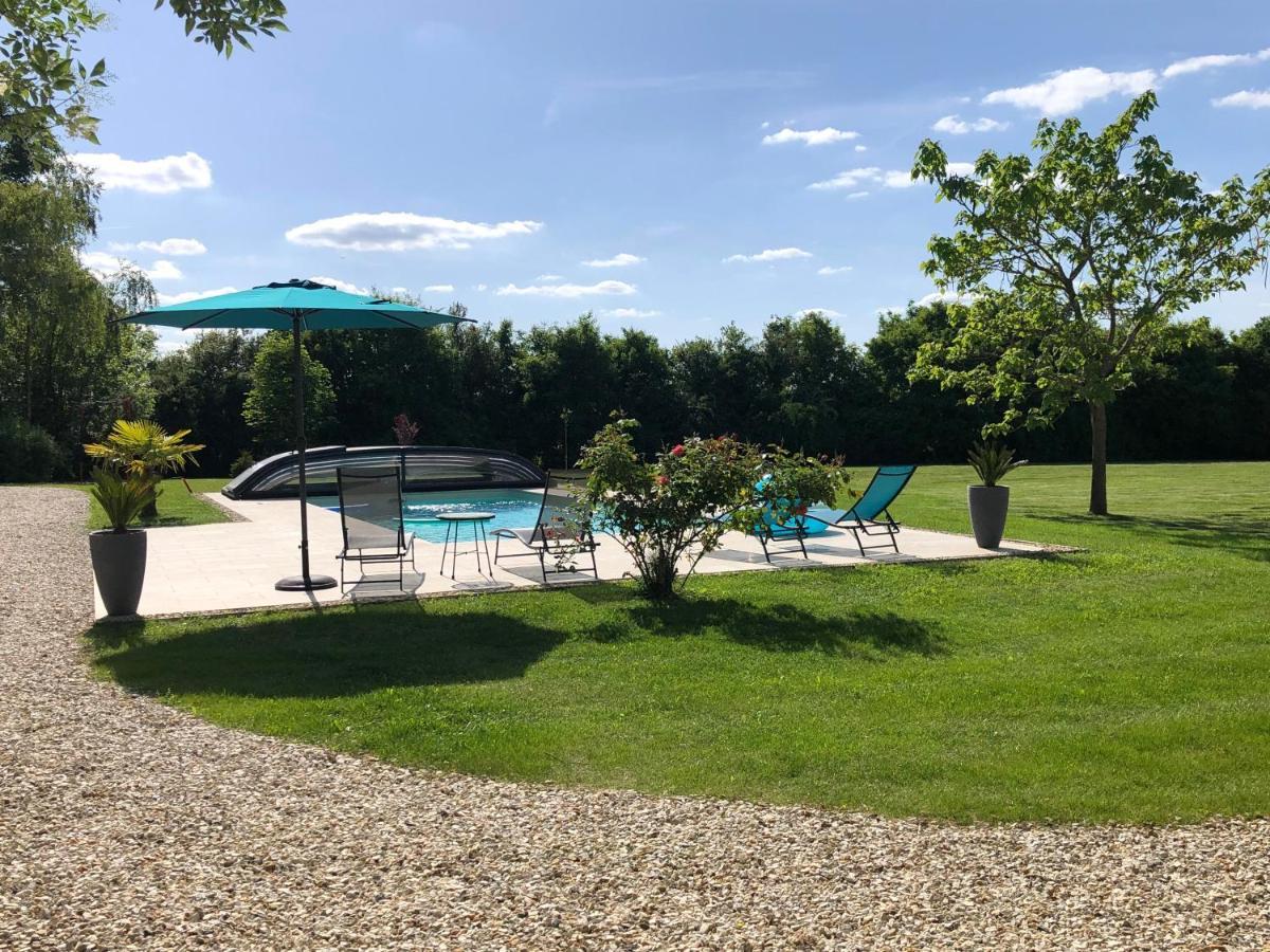 La Tour De La Conterie Bed & Breakfast Beaumont-Village Luaran gambar
